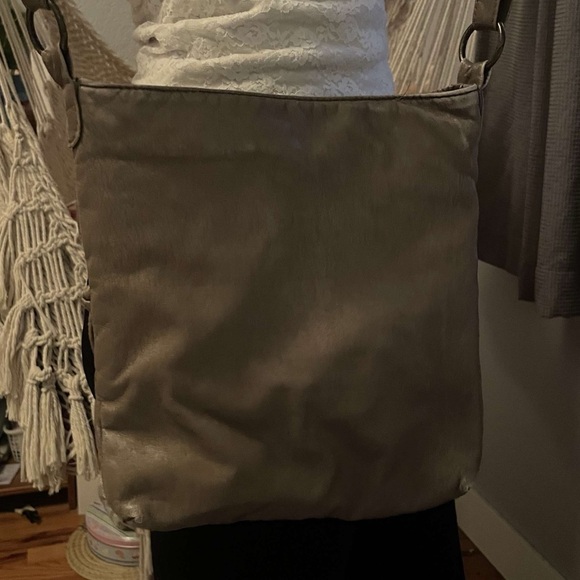 Mossimo faux leather purse - Picture 4 of 4